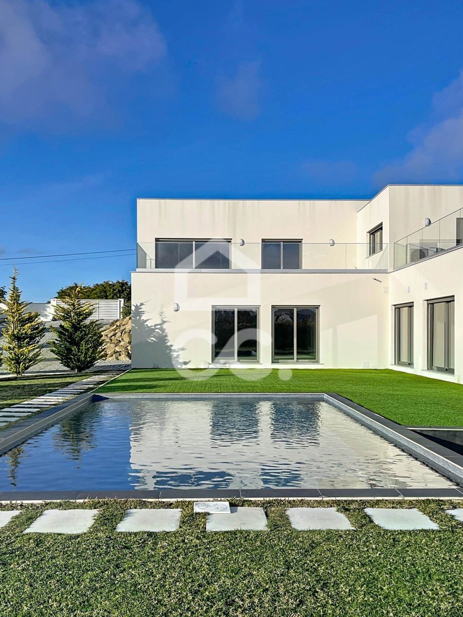 2032-109270-86bc868e92279ff7abe4d544f0549647a6f61f1c1396b6d70f9b3fee2135fd23-5808ddcc-185b-4fe2-bd65-cee4cf004db2