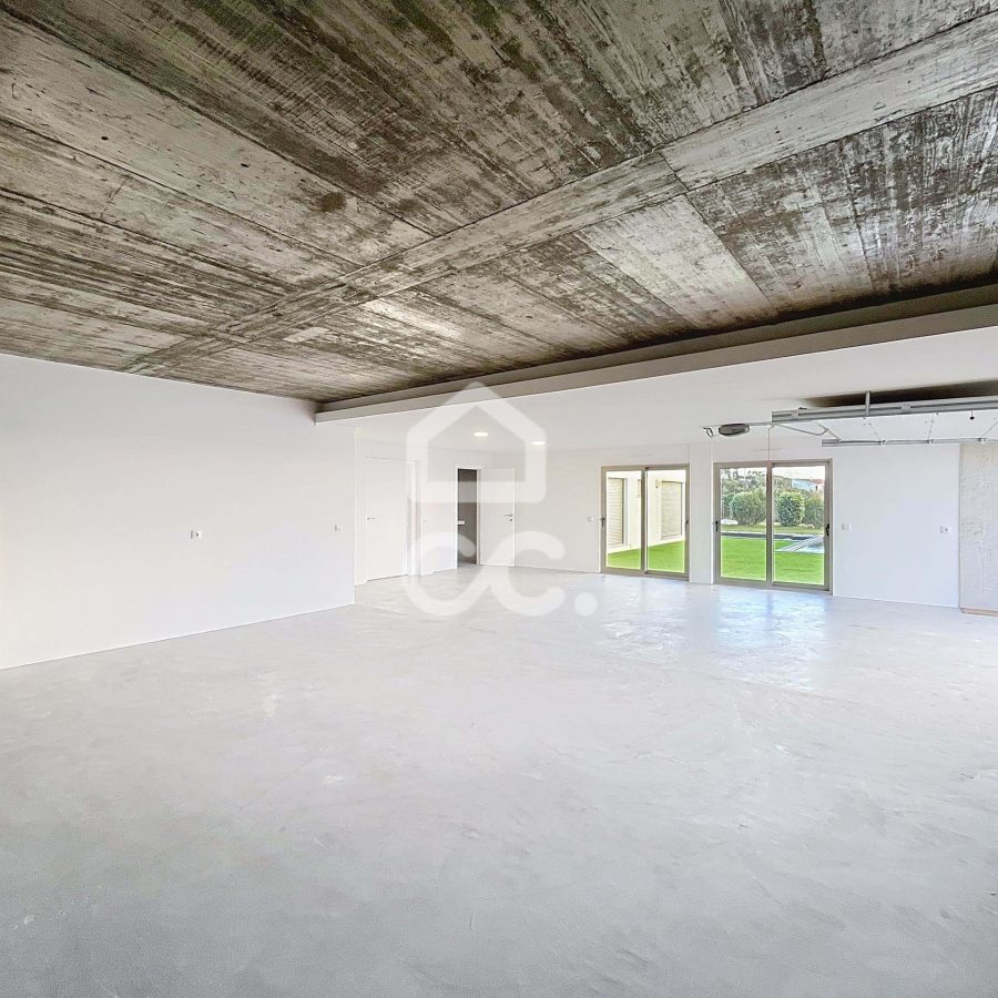 2032-109270-86bc868e92279ff7abe4d544f0549647a6f61f1c1396b6d70f9b3fee2135fd23-e1e3d5c9-a532-43ee-bee8-f183ea7eb838