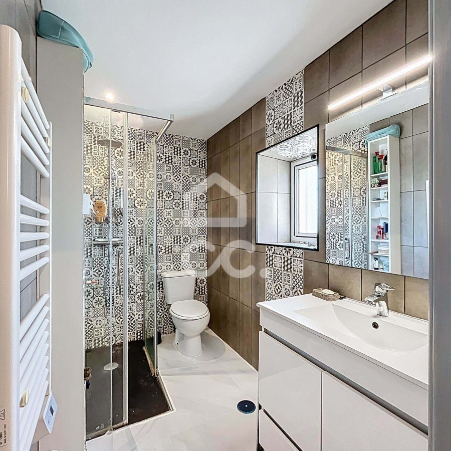 2032-109754-86bc868e92279ff7abe4d544f0549647a6f61f1c1396b6d70f9b3fee2135fd23-45b427a0-3eb9-4b00-83be-4a1d477bb45d