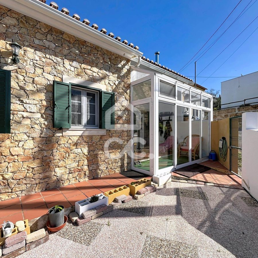 2032-109802-86bc868e92279ff7abe4d544f0549647a6f61f1c1396b6d70f9b3fee2135fd23-640c8425-8f80-482d-a74c-db037b9d2252